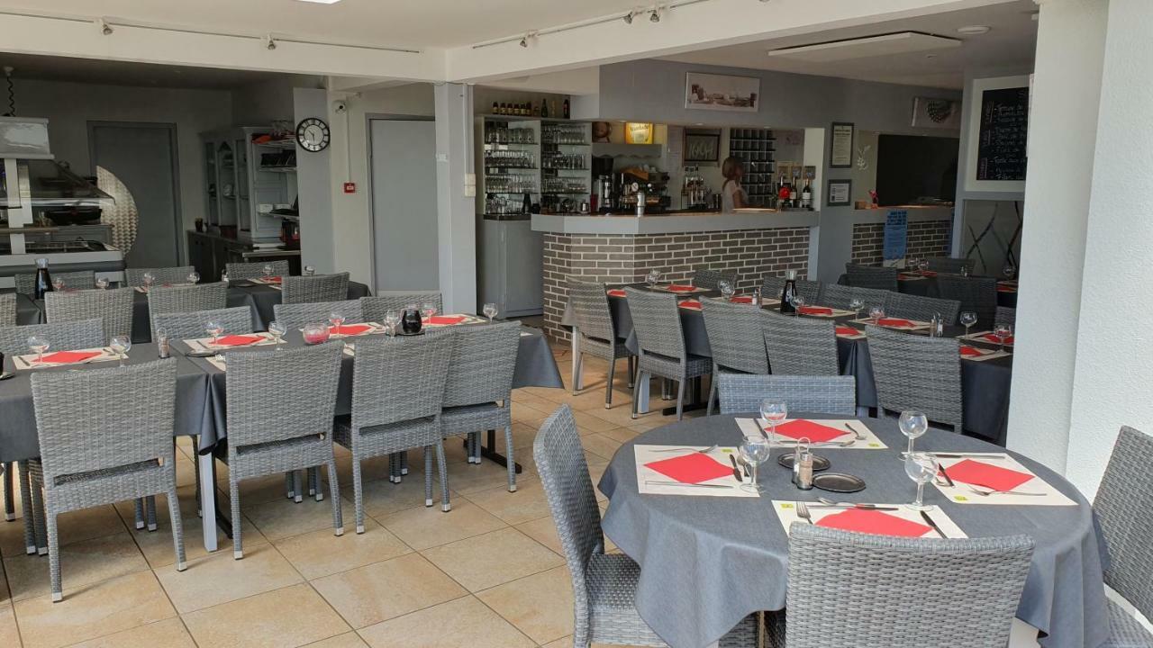 Logis Hotel Horus Restaurant Les Bruyeres Toulenne Exteriör bild