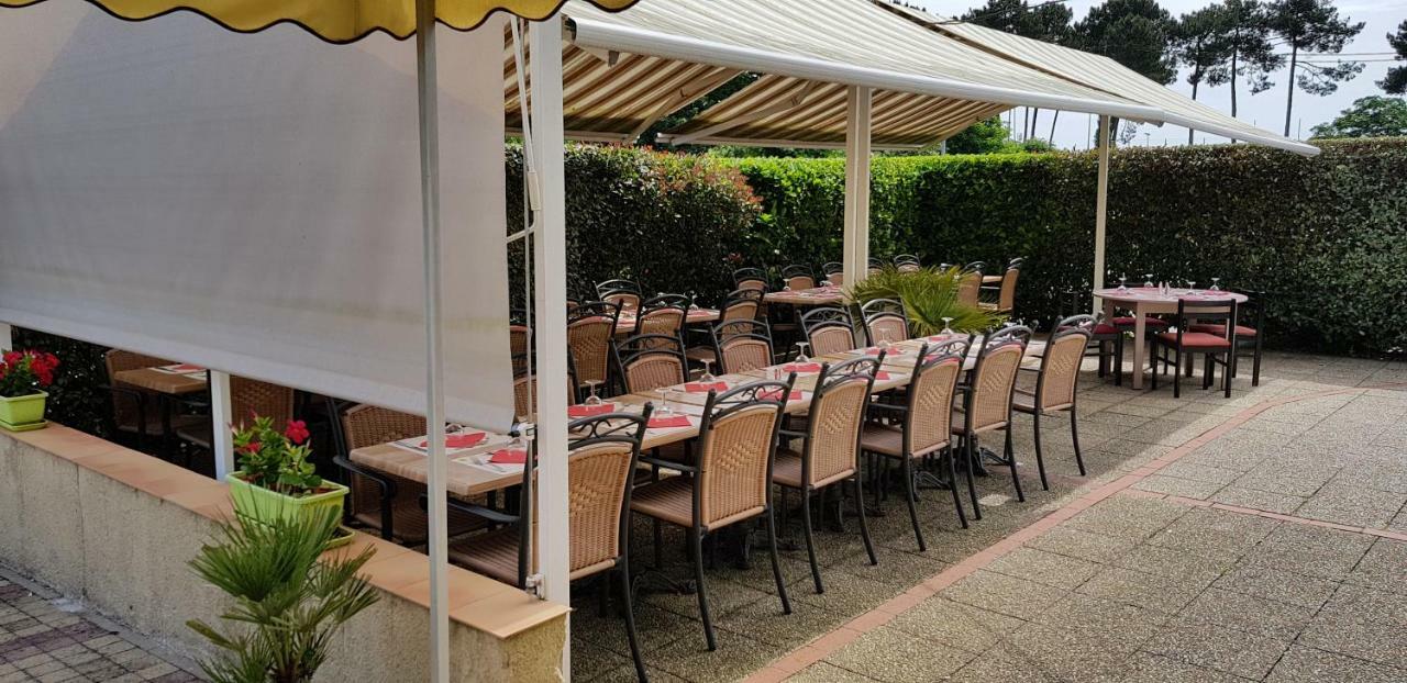 Logis Hotel Horus Restaurant Les Bruyeres Toulenne Exteriör bild